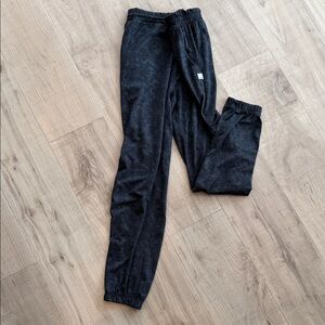 Classic Women’s Vuori jogger xs